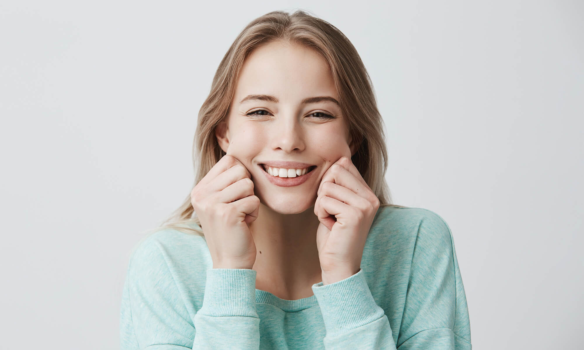 Cover augmentarea pometilor medlink center dermatolgie estetica craiova dermatolog tratamente acid hialuronic